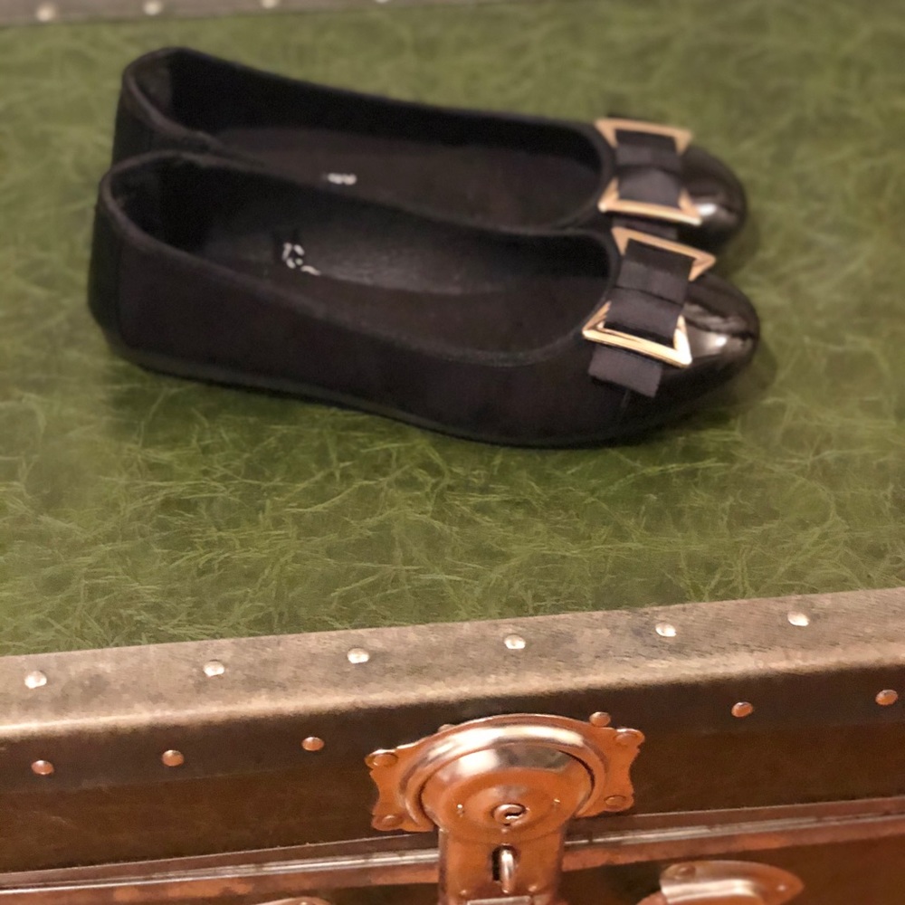 CL Laundry black bow flats - Picture 3 of 7